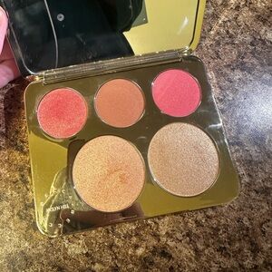JACLYN HILL HIGHLIGHTER PALETTE